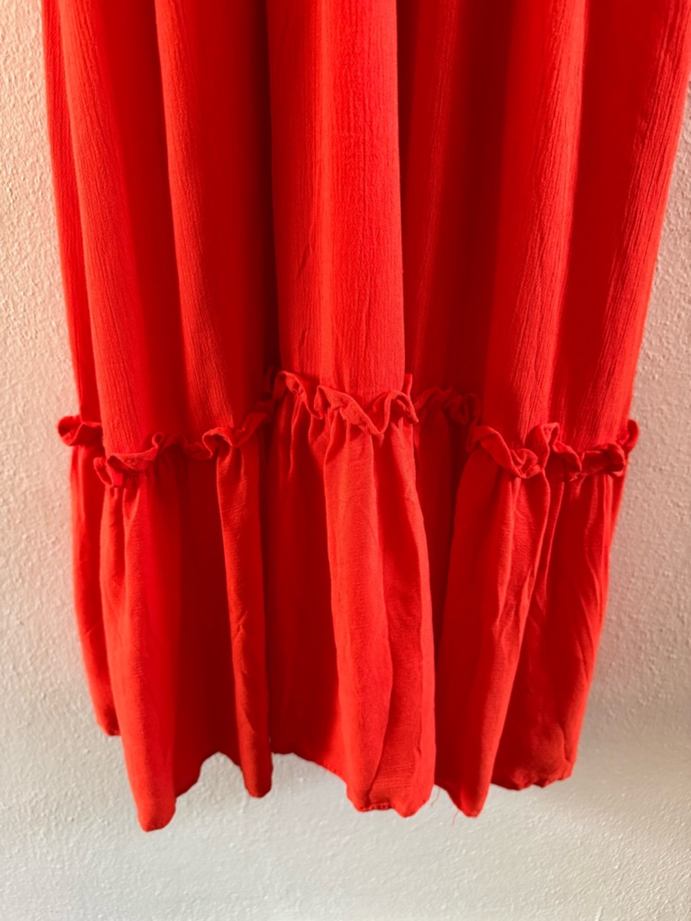 Charlotte Russe coral, reddish-orange Ruffle V-Neck Maxi Dress size M - Picture 7 of 14
